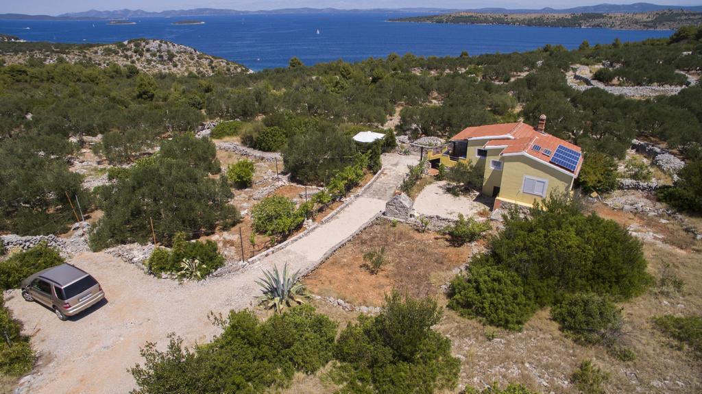 Holiday House Rusticana Sali, Dugi Otok Near Np Kornati Exterior photo