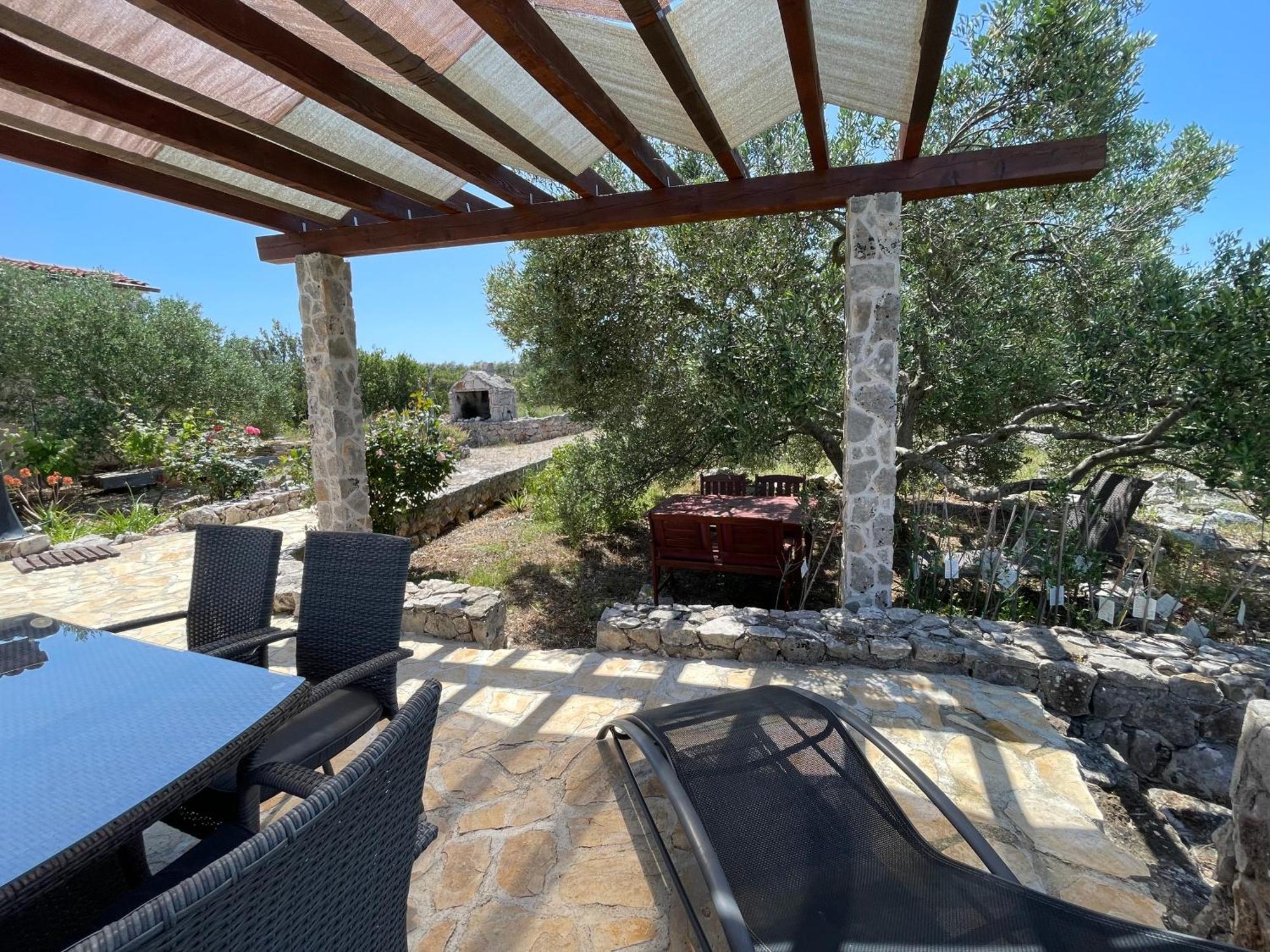 Holiday House Rusticana Sali, Dugi Otok Near Np Kornati Exterior photo