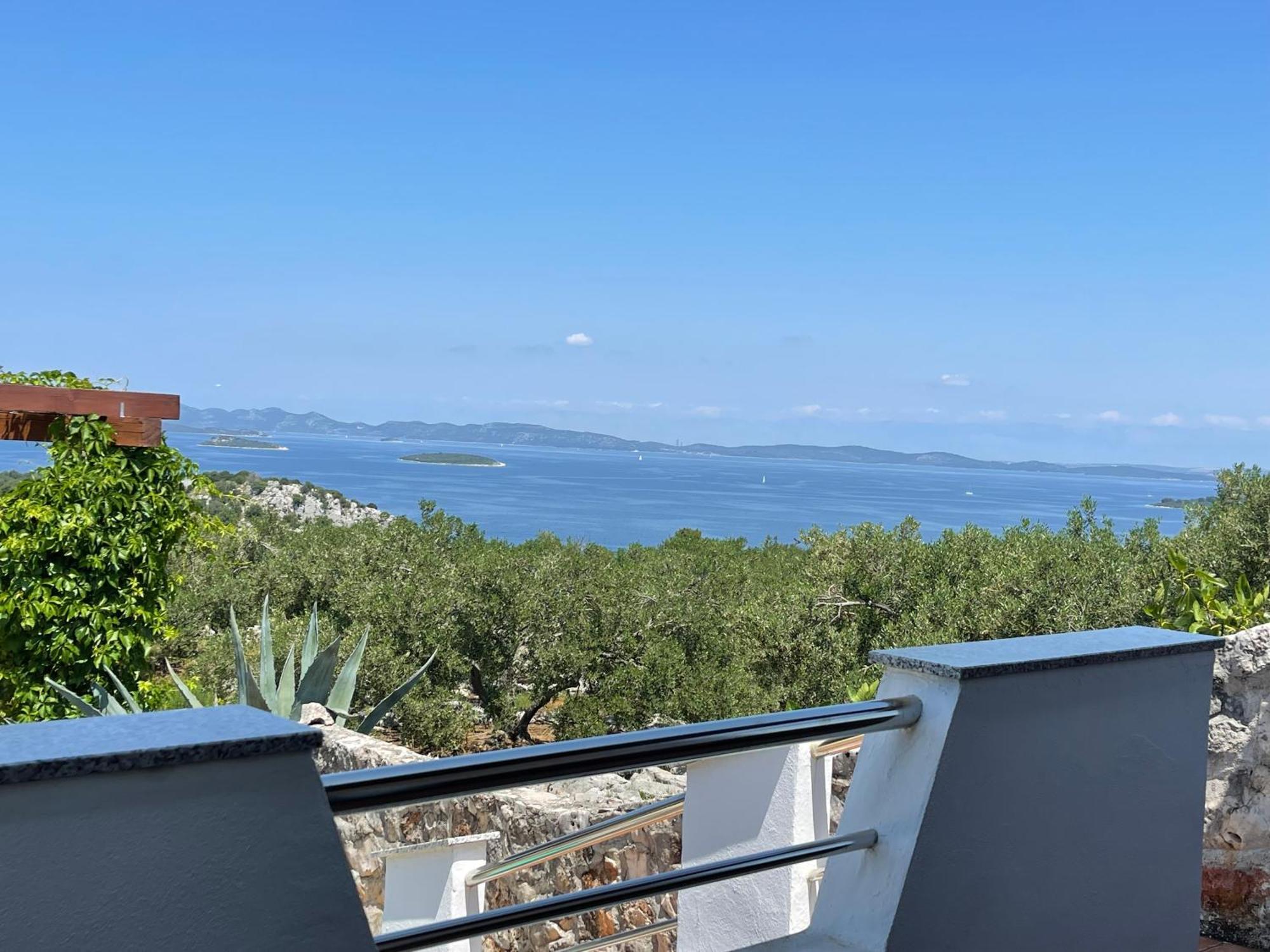 Holiday House Rusticana Sali, Dugi Otok Near Np Kornati Exterior photo